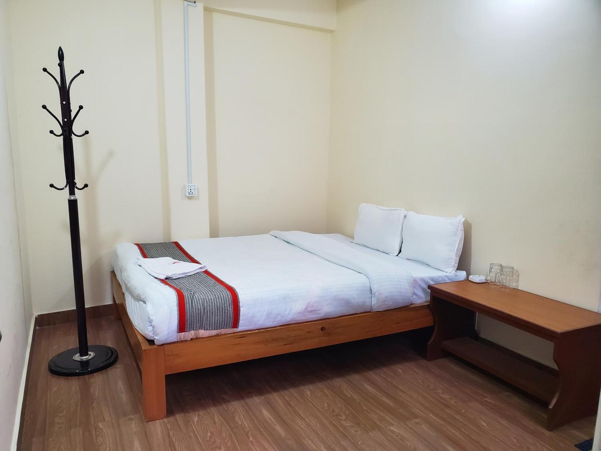Santoshi Guest House, Pokhara Ruang foto