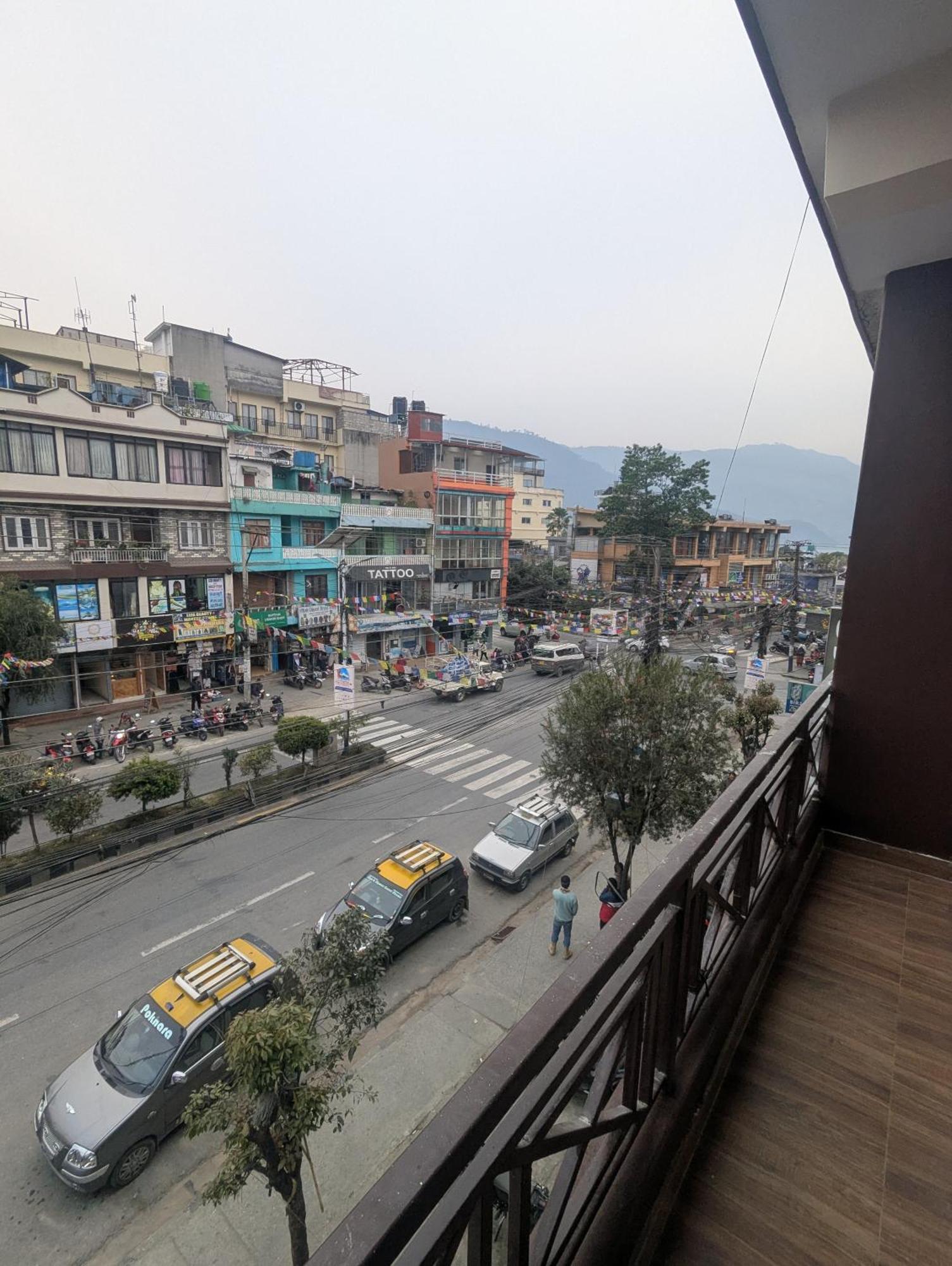 Santoshi Guest House, Pokhara Ruang foto